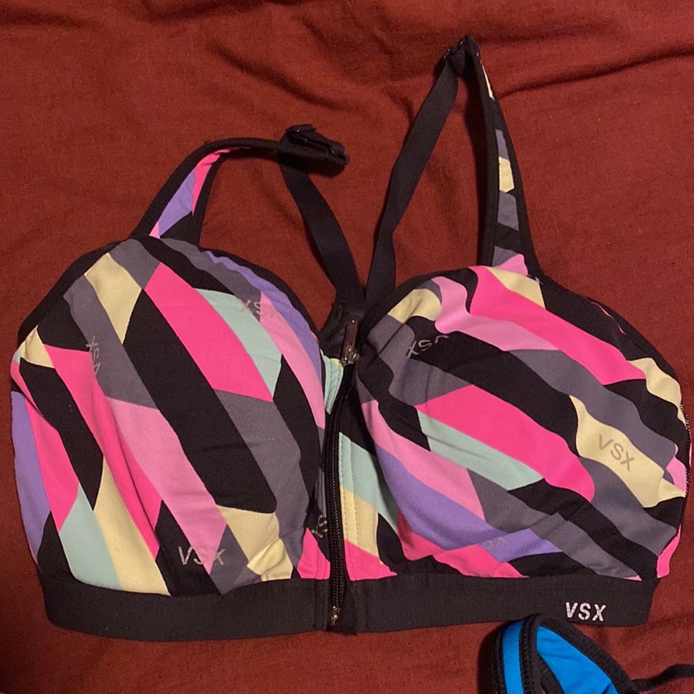 Lot of 3 Sports Bras Victoria Secret - Picture 3 of 5